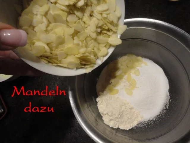 Rezept: Mandel Hippen Bild Nr. 4 Mandel Hippen - Rezept - Bild Nr. 4