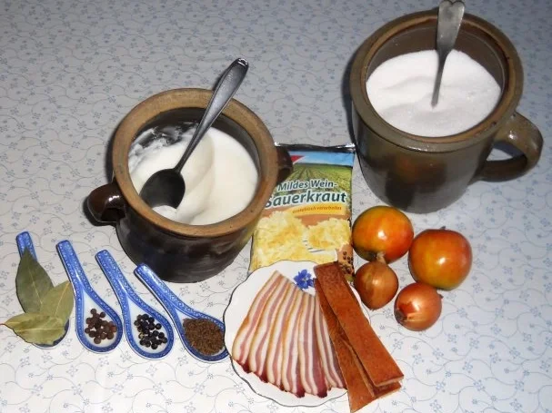 Flönz, oder -  "Jebrat´ne Rotworscht mit Bollen - Appeltitsche".  (Rzpt. um 1950) - Rezept - Bild Nr. 4