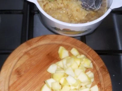 Flönz, oder -  "Jebrat´ne Rotworscht mit Bollen - Appeltitsche".  (Rzpt. um 1950) - Rezept - Bild Nr. 9