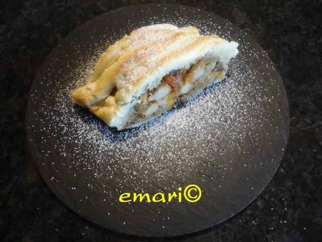 Rezept: Advent Strudel "Surprise" Advent Strudel "Surprise" - Rezept