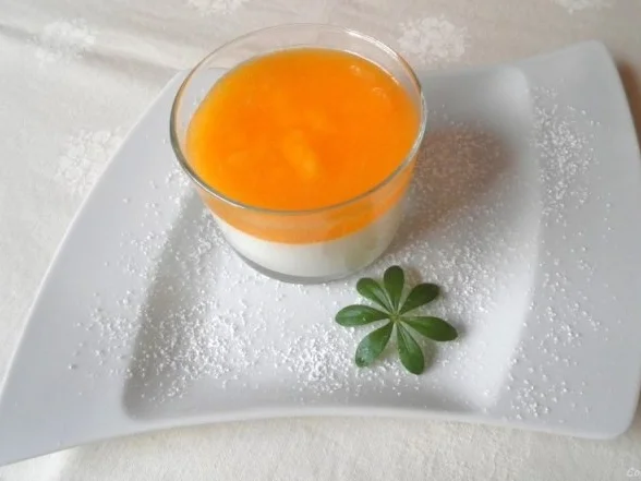 Schmand - Dessert mit Kaki - Sauce ... - Rezept - Bild Nr. 6