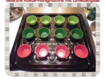 Rezept: Muffins: Kokos-Honigmuffins Bild Nr. 11 Muffins: Kokos-Honigmuffins - Rezept - Bild Nr. 11