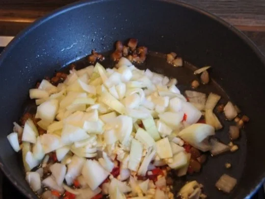 Pilaff serbischer Art im Römertopf mit Reis - Rezept - Bild Nr. 7