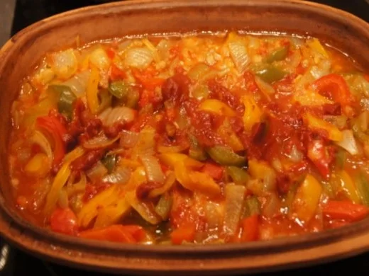 Pilaff serbischer Art im Römertopf mit Reis - Rezept - Bild Nr. 13