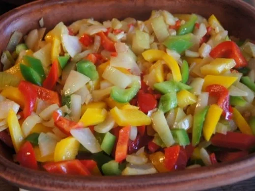 Pilaff serbischer Art im Römertopf mit Reis - Rezept - Bild Nr. 10