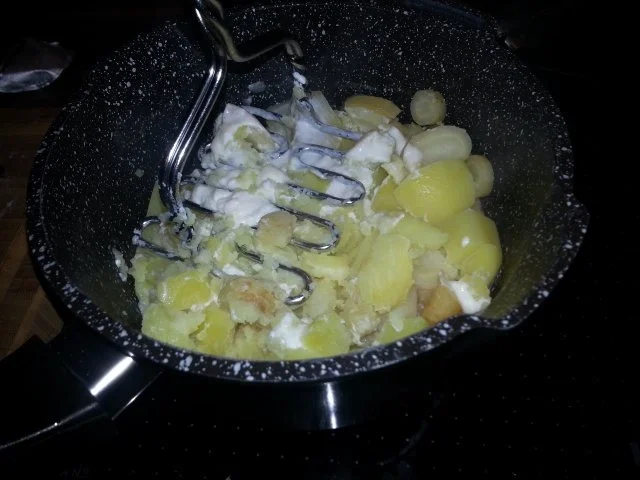 Rezept: Pastinakenpüree mit Pfeffersteaks und Schwarzwurzeln Bild Nr. 3 Pastinakenpüree mit Pfeffersteaks und Schwarzwurzeln - Rezept - Bild Nr. 3