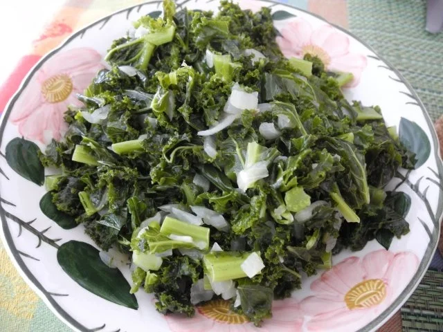 Rezept: Kartoffelwürfel an Zwiebel-Grünkohl mit Soja-Gyros Bild Nr. 3 Kartoffelwürfel an Zwiebel-Grünkohl mit Soja-Gyros - Rezept - Bild Nr. 3