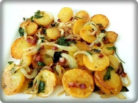 Rezept: Deftige Bratkartoffeln mit Hacksteaks Bild Nr. 18 Deftige Bratkartoffeln mit Hacksteaks - Rezept - Bild Nr. 18