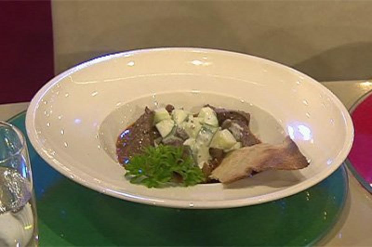 Kulua Eritreisches Gulasch mit selbstgebackenem Fladenbrot (Steffen
Henssler) - Rezept Gesendet von Grill den Henssler