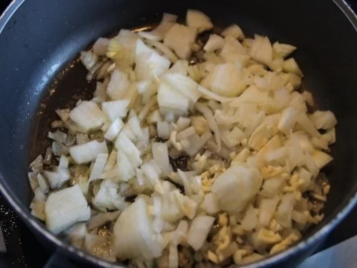 Schweinekrustenbraten mit Bayrisch-Kraut und Kartoffel-Speck-Knödel - Rezept - Bild Nr. 17