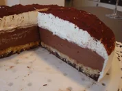 Schokoladen-Frischkäsetorte ; aus dem Kühlschrank - Rezept