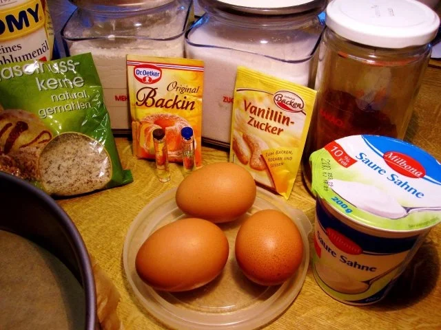 Rezept: Sauerrahm-Kuchen zum 1. Advent Bild Nr. 2 Sauerrahm-Kuchen zum 1. Advent - Rezept - Bild Nr. 2