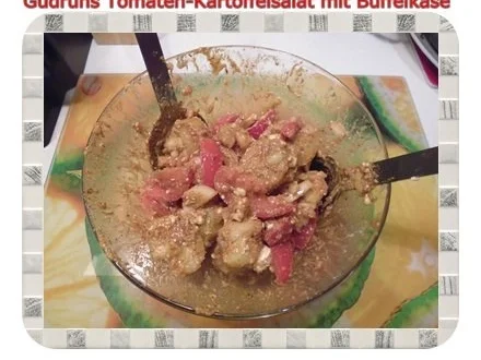 Salat: Tomaten-Kartoffelsalat mit Büffelkäse - Rezept - Bild Nr. 7