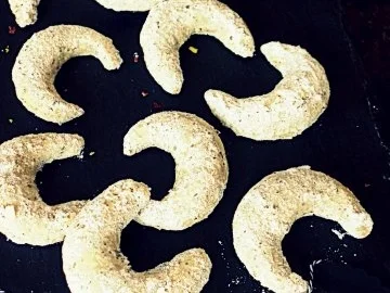 Weihnachtsplätzchen: Orangen-Mohn-Vanille-Kipferl - Rezept