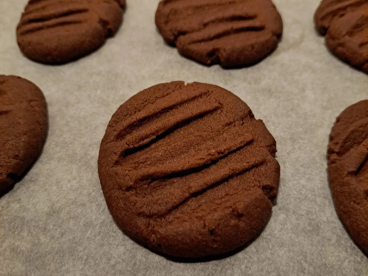 Rezept: Schnelle Kakao Plätzchen Bild Nr. 3 Schnelle Kakao Plätzchen - Rezept - Bild Nr. 3