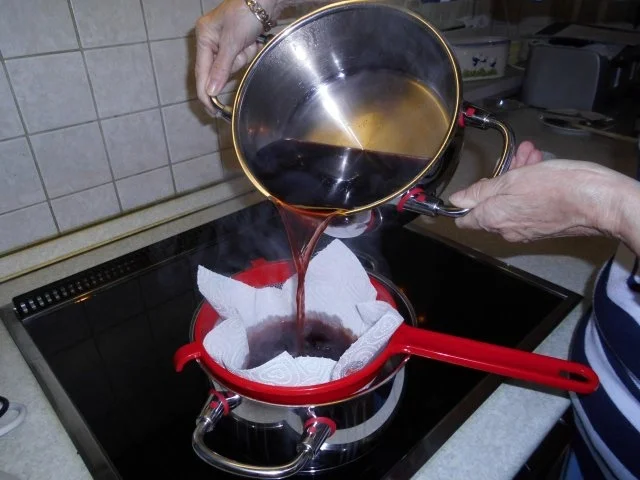 Rezept: Warme, weihnachtliche Getränke: Hypocras Bild Nr. 9 Warme, weihnachtliche Getränke: Hypocras - Rezept - Bild Nr. 9