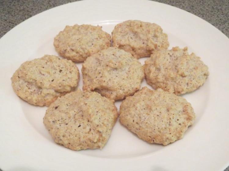 Backen: Nuss-Kokos-Makronen - Rezept mit Bild