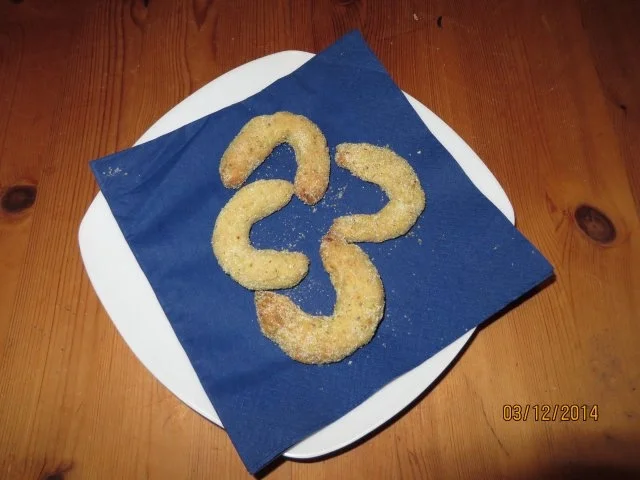 Rezept: Pistazien-Orangen-Kipferl Bild Nr. 3 Pistazien-Orangen-Kipferl - Rezept - Bild Nr. 3