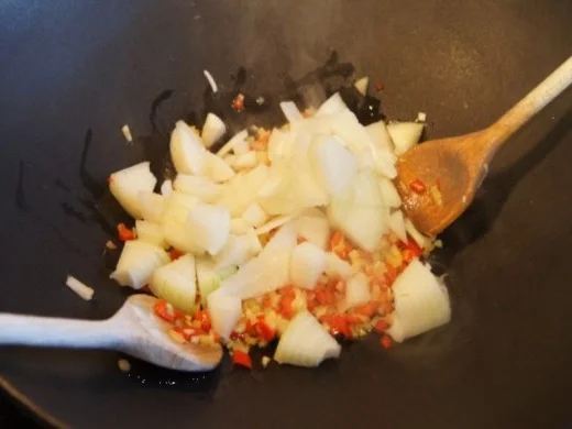 Rezept: Schweinefilet-Ananas-Wok mit chinesischen Nudeln Bild Nr. 7 Schweinefilet-Ananas-Wok mit chinesischen Nudeln - Rezept - Bild Nr. 7