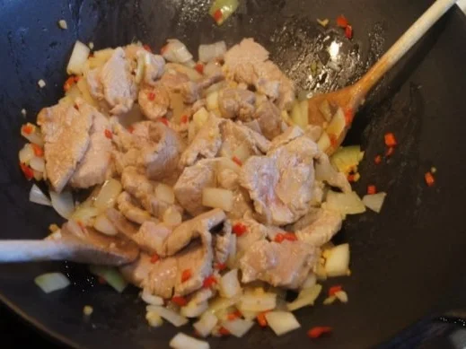 Rezept: Schweinefilet-Ananas-Wok mit chinesischen Nudeln Bild Nr. 9 Schweinefilet-Ananas-Wok mit chinesischen Nudeln - Rezept - Bild Nr. 9