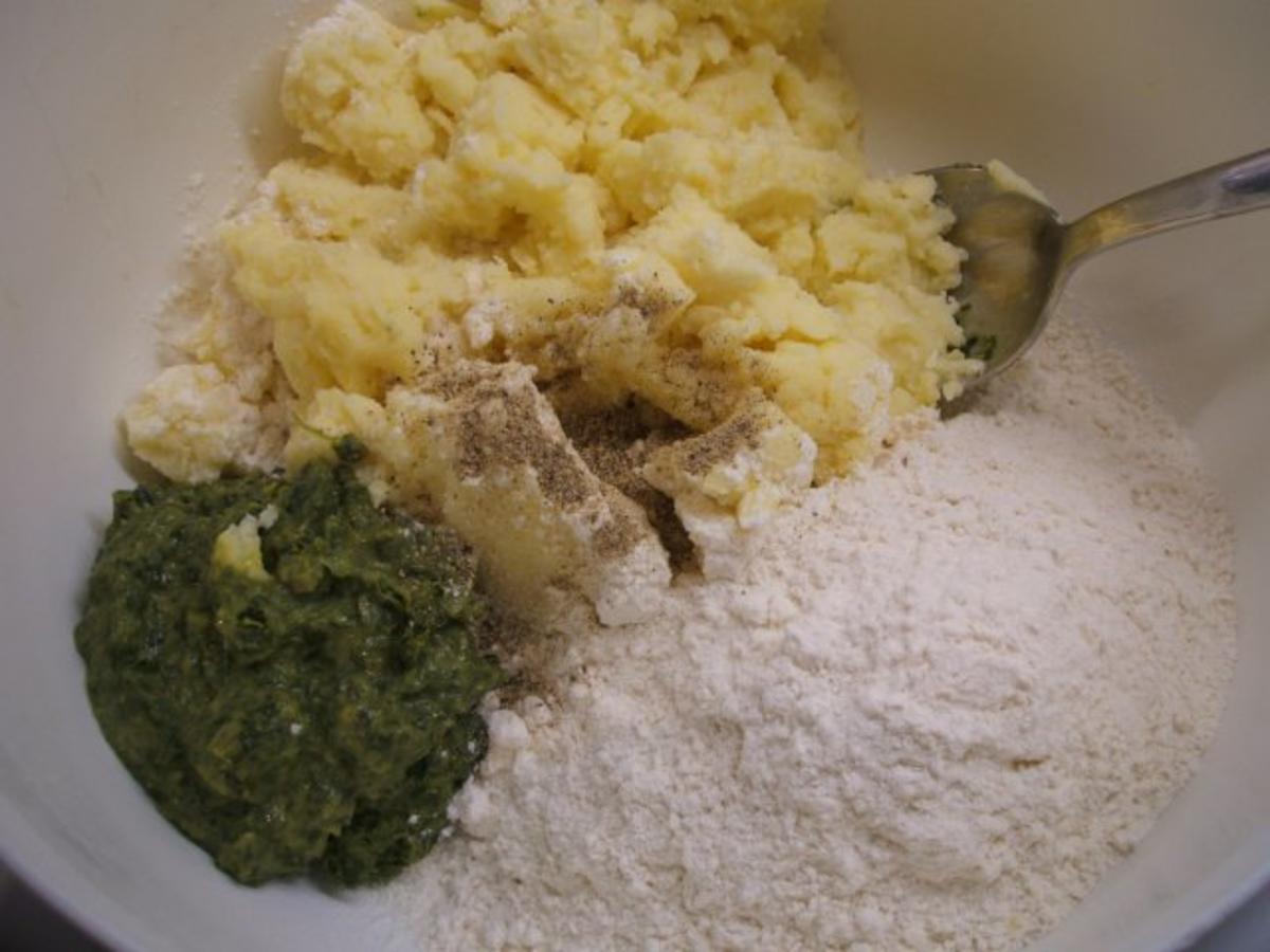 Kartoffeln: Spinat-Gnocchi - nur aus Resten - Rezept - Bild Nr. 2