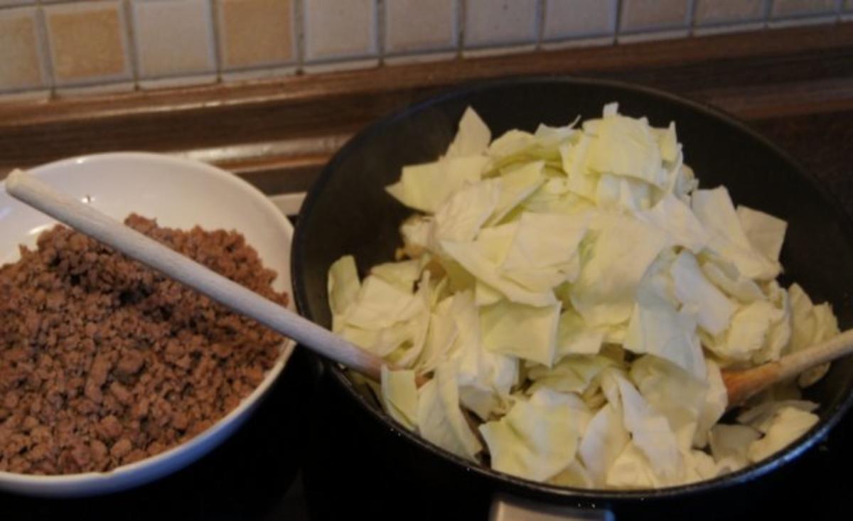Weißkohl geschmort mit Mett und Möhren-Kartoffelstampf - Rezept - Bild Nr. 9