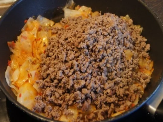 Weißkohl geschmort mit Mett und Möhren-Kartoffelstampf - Rezept - Bild Nr. 13