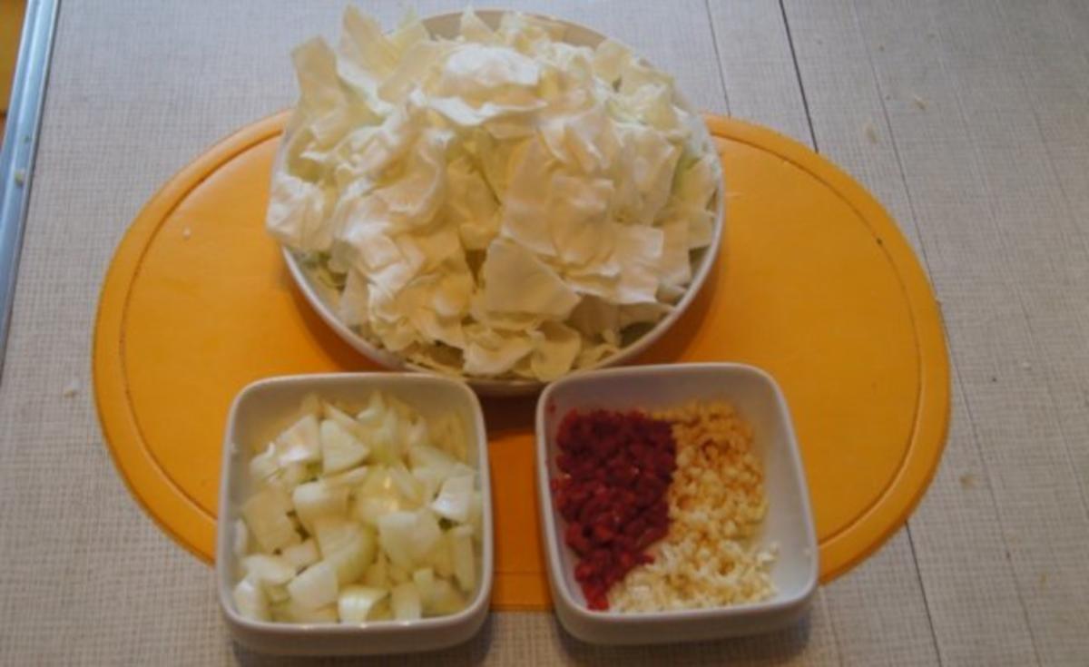 Weißkohl geschmort mit Mett und Möhren-Kartoffelstampf - Rezept - Bild Nr. 3