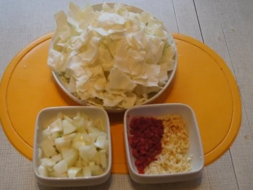 Weißkohl geschmort mit Mett und Möhren-Kartoffelstampf - Rezept - Bild Nr. 3