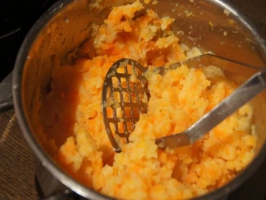 Weißkohl geschmort mit Mett und Möhren-Kartoffelstampf - Rezept - Bild Nr. 16