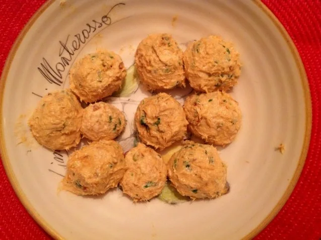 Käse-Lachsbällchen - Rezept - Bild Nr. 7