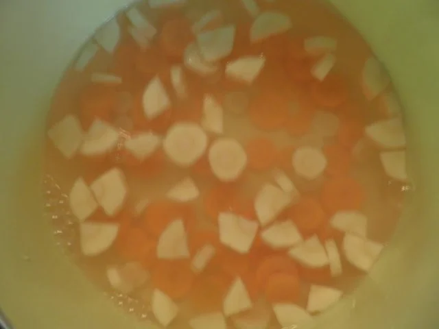 Zanderfilet auf Steckrüben - Kartoffel - Rösti ... - Rezept - Bild Nr. 6