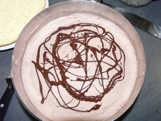 Stracciatella-Sahne-Torte - Rezept - Bild Nr. 7