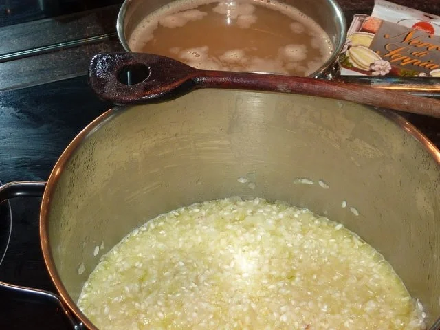 Risotto " al nero " mit Seppie e piccoli legumi - Rezept - Bild Nr. 4
