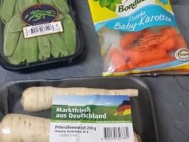 Rezept: Hirschrollbraten mit Kaiserschoten und Babymöhrchen Bild Nr. 6 Hirschrollbraten mit Kaiserschoten und Babymöhrchen - Rezept - Bild Nr. 6