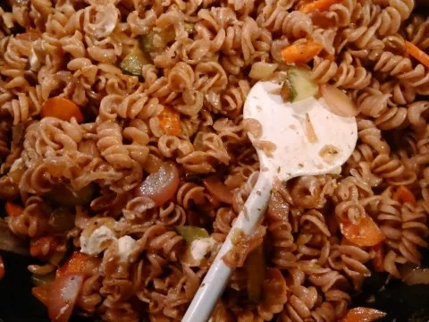 Dinkelnudeln mit Feta-Käse - Rezept - Bild Nr. 6