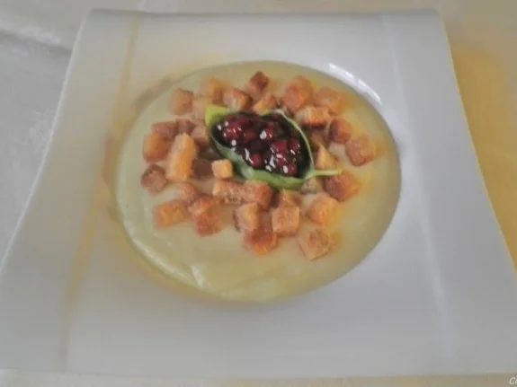 Cremige Pastinaken - Suppe ... weihnachtlich angehaucht ... - Rezept - Bild Nr. 2