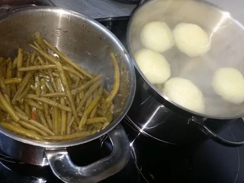 Rezept: Putenunterkeulen mit frischen Delikatessbohnen Bild Nr. 6 Putenunterkeulen mit frischen Delikatessbohnen - Rezept - Bild Nr. 6