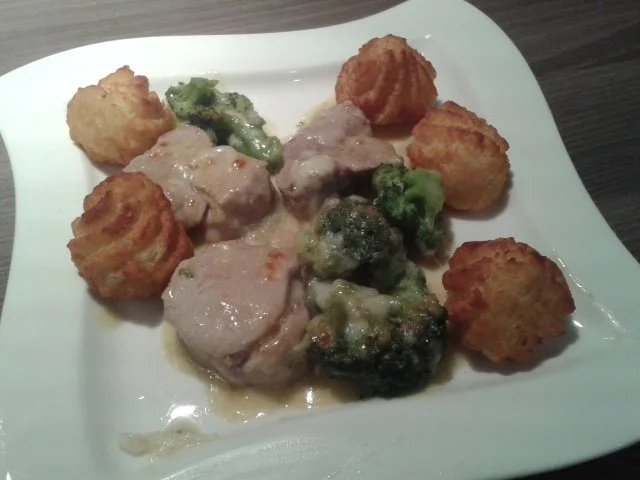 Rezept: Filetplatte mit Sauce Hollandaise Filetplatte mit Sauce Hollandaise - Rezept