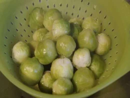 Rezept: Schollenfilet -Finkenwerder Art- mit Rosenkohl und Kartoffelstampf Bild Nr. 4 Schollenfilet -Finkenwerder Art- mit Rosenkohl und Kartoffelstampf - Rezept - Bild Nr. 4