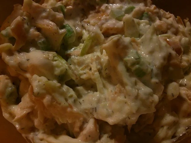 Rezept: Räucherlachs-Salat mit Apfel und Meerrettich Bild Nr. 3 Räucherlachs-Salat mit Apfel und Meerrettich - Rezept - Bild Nr. 3