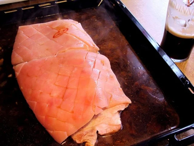 Spanferkel-Krustenbraten mit dunkler Biersoße - Rezept - Bild Nr. 5