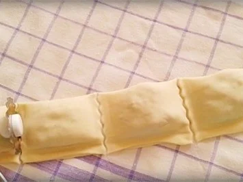 Rezept: Schwäbische Maultaschen und Kartoffelsalat Bild Nr. 19 Schwäbische Maultaschen und Kartoffelsalat - Rezept - Bild Nr. 19