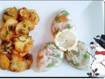 Rezept: Hähnchen-Sülze mit Bratkartoffeln Hähnchen-Sülze mit Bratkartoffeln - Rezept