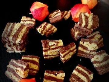 Rezept: Zebra-Nuss-Plätzchen Zebra-Nuss-Plätzchen - Rezept