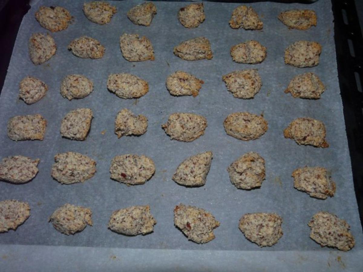 Hasel- Walnuss Mandel Makronen - schnell &amp; einfach - 438 kcal/100g