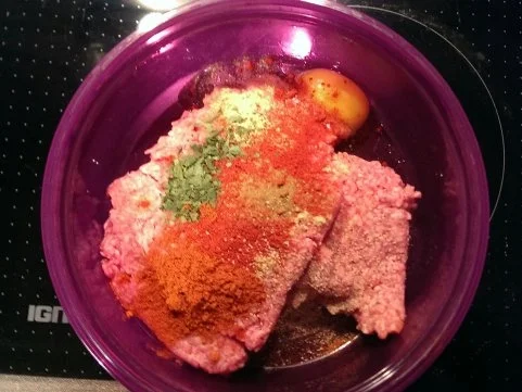 Köttbular auf Graupen-Steckrübenbett - Rezept - Bild Nr. 3