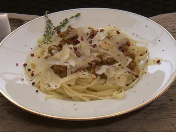 Kalbsragout mit Tagliatelle (Tabea Heynig) - Rezept