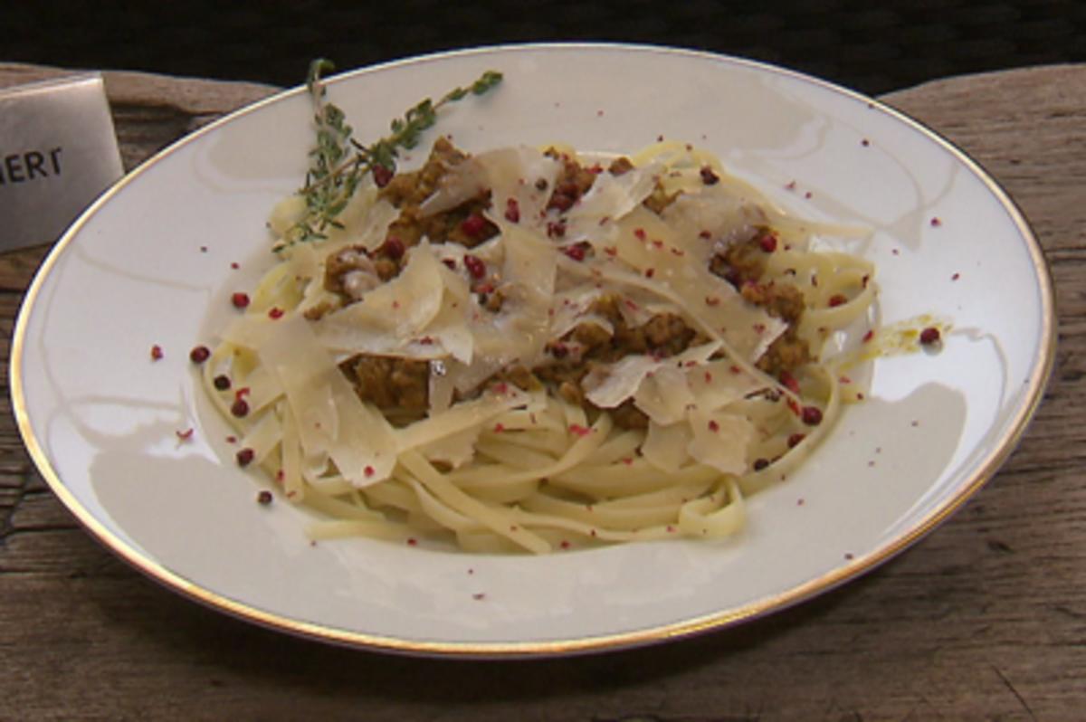 Bilder für Kalbsragout mit Tagliatelle (Tabea Heynig) - Rezept