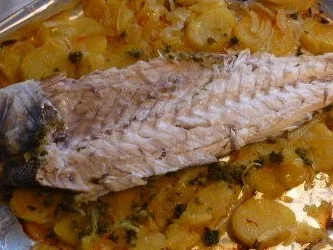 Wolfsbarsch aus dem Ofen mit Kartoffeln - Rezept - Bild Nr. 4